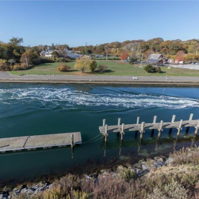 Canoe Place Waterfront Residences Hampton Bays Exteriör bild